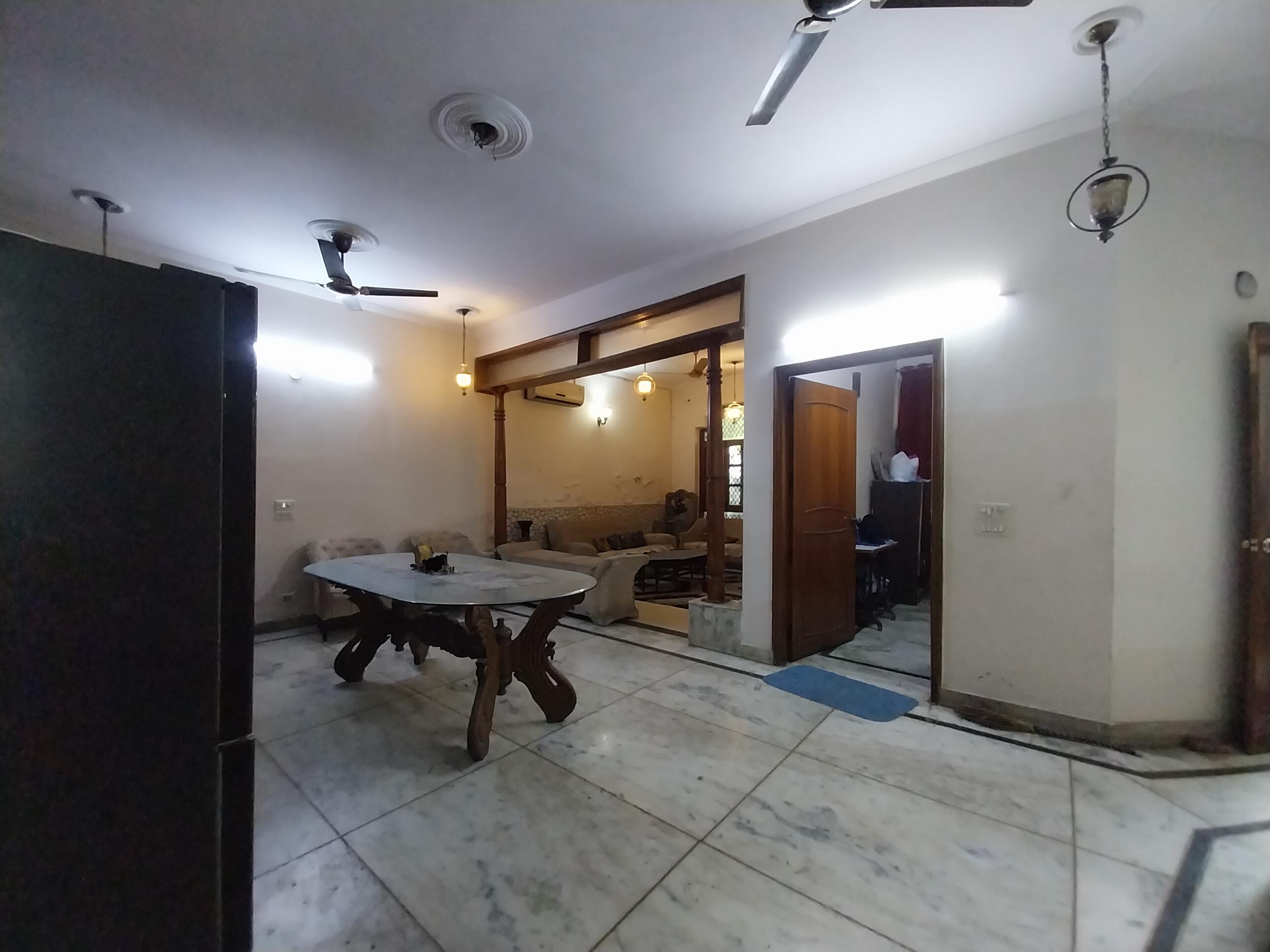 Sector 41 Noida - Photo 11