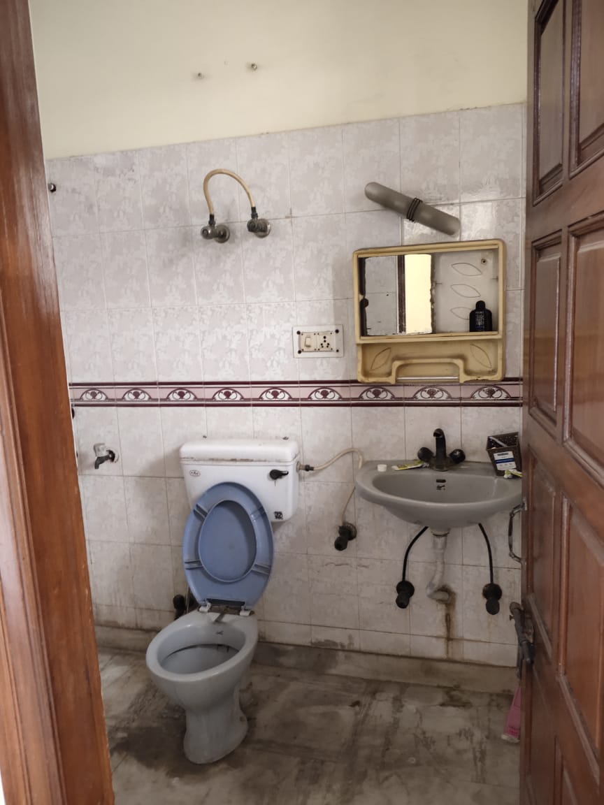 RESIDENTIAL PROPERTY UNDER 10.25 CRORE IN SECTOR 47 NOIDA - Photo 7