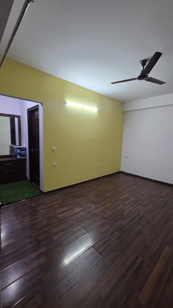 RESIDENTIAL PROPERTY UNDER 10.25 CRORE IN SECTOR 47 NOIDA - Photo 13