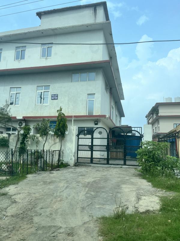 For sale 372 sq mtr Industrial Property in Sector 6 Noida - Photo 3