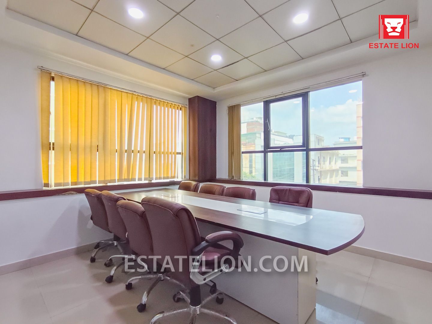 Prime location Industrial property for rent in Sector 83 Noida - Photo 2