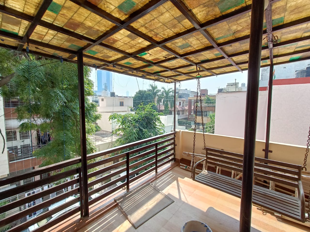 Best Residential Properties For Sale Near Metro Station - Photo 2