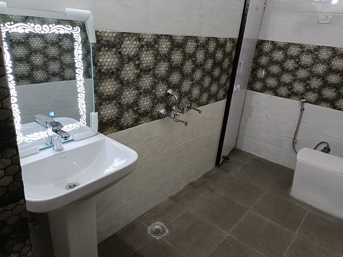 Best Residential Properties For Sale Near Metro Station - Photo 5