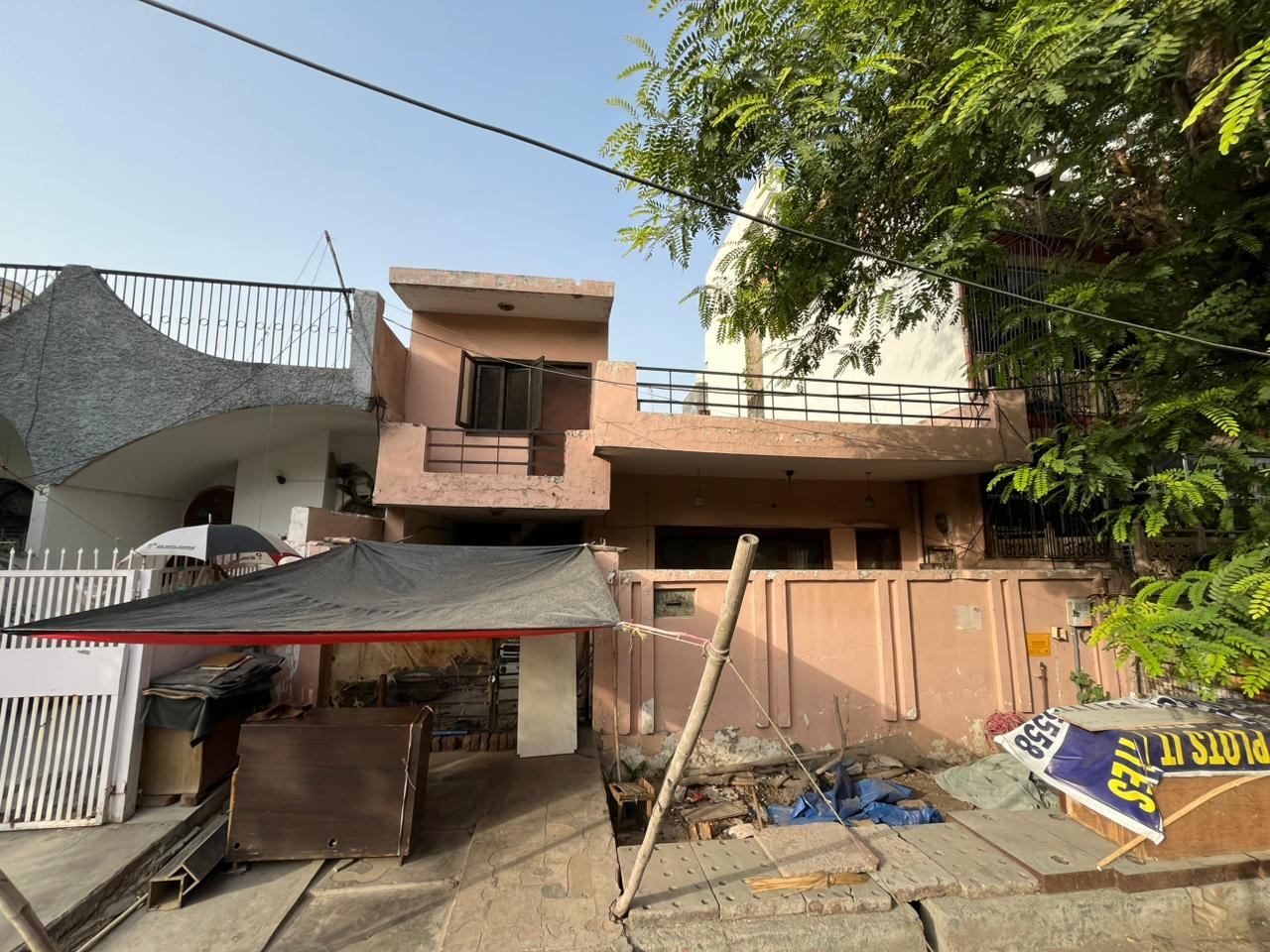 BEST RESIDENTIAL PLOT 425 SQ. METER  FOR SALE  NOIDA