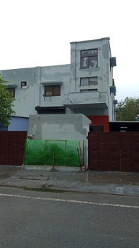 Urgent sale 210 sq mtr old factory in Sector 7 Noida
