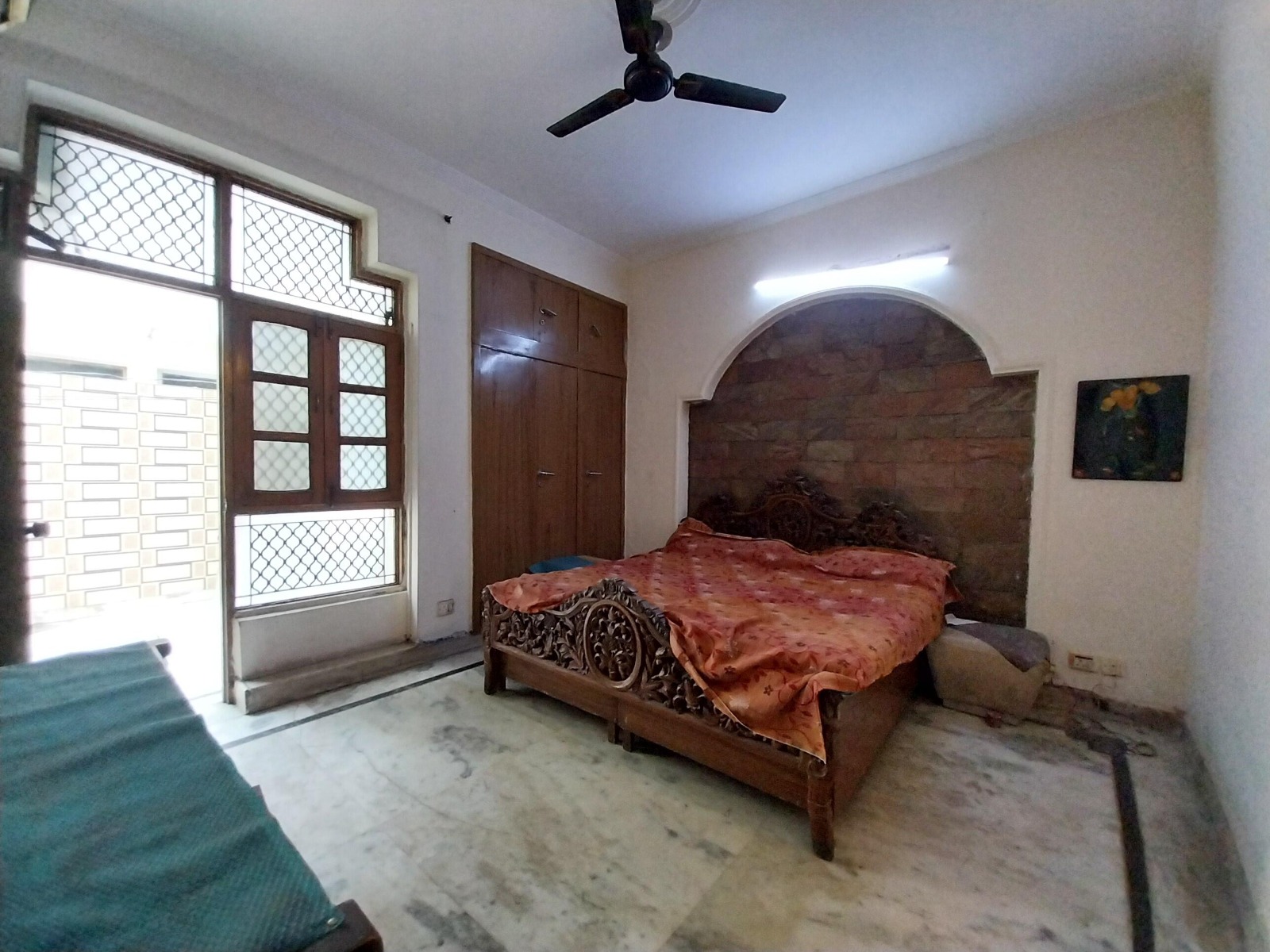 Independent House for Sale in Sector 19 Noida - Photo 2