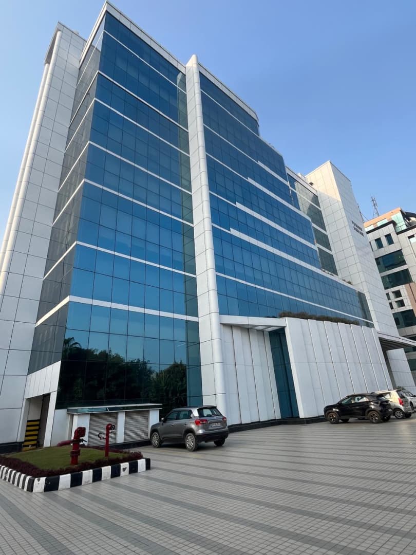 Premium Industrial Factory for Sale | 800 Sq. Mtr. | Sector 11 Noida - Photo 4