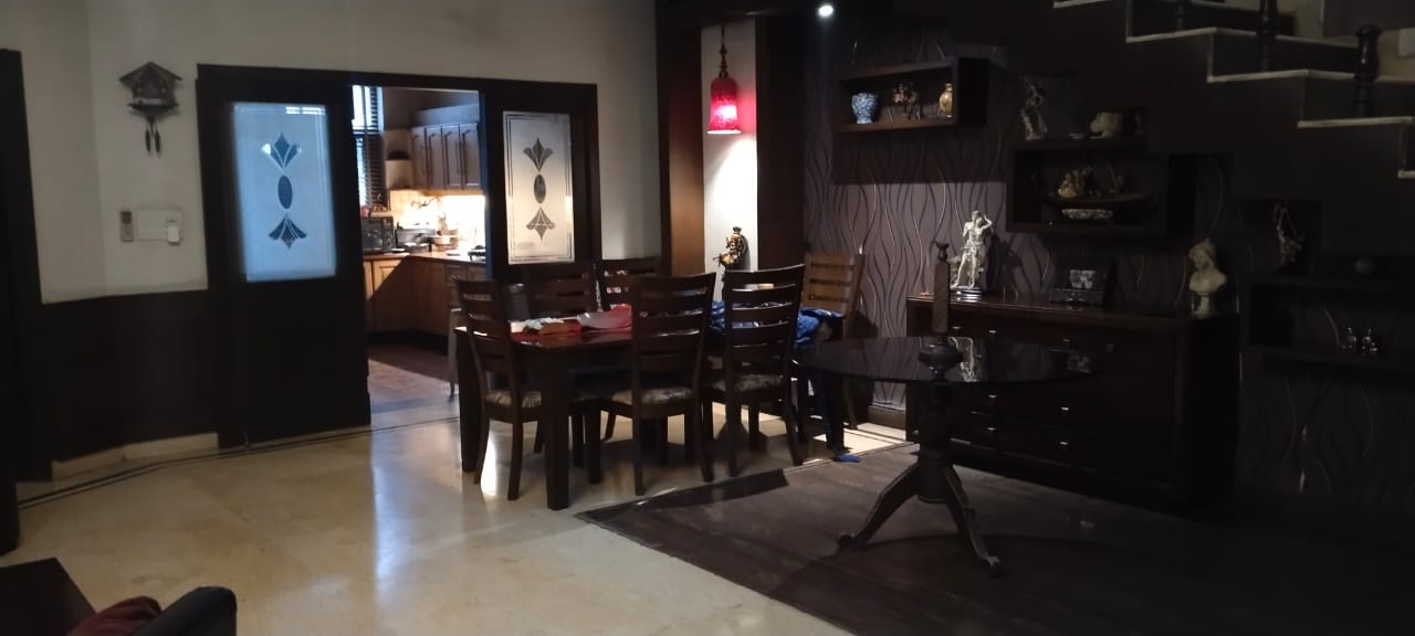 Independent House for Sale in Sector 27 Noida - Photo 11