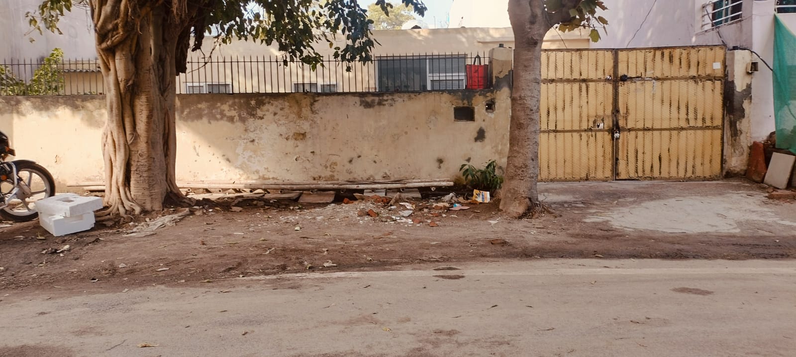 Sector 15a luxury location completion plot available for sale