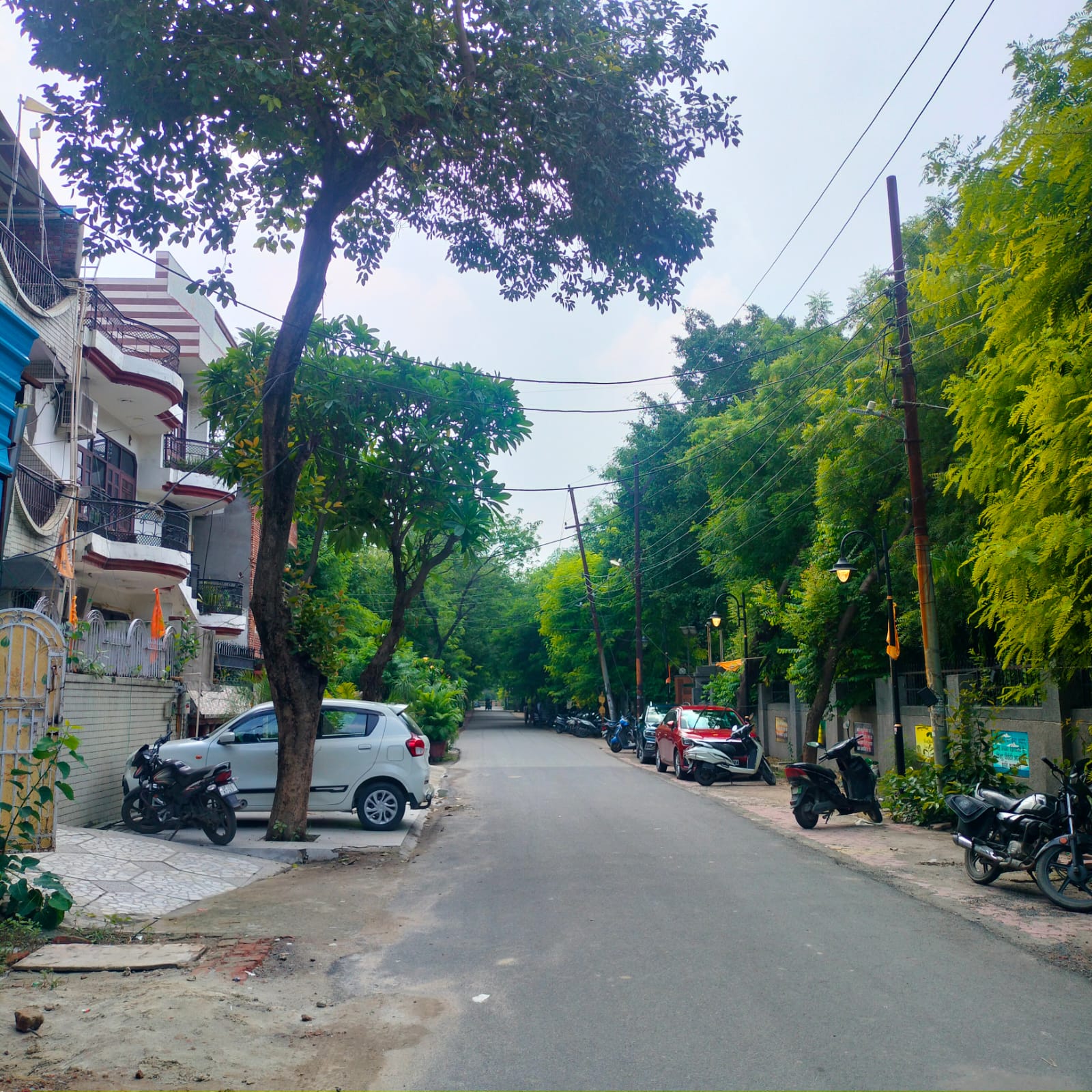Residential completion plot 250 sq mtr in sector 92 Noida