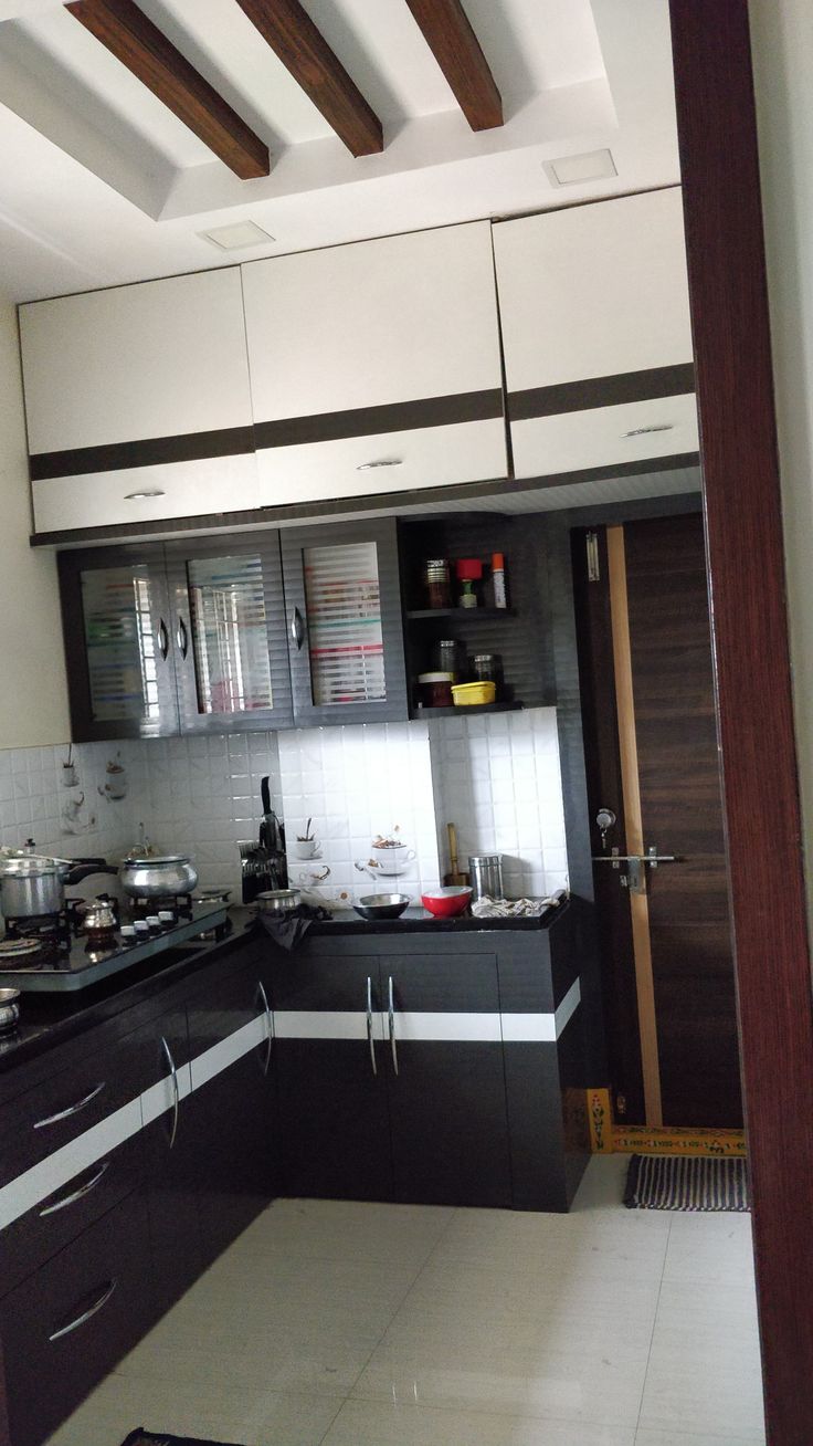 300 Sq. Mtr. 6 BHK Independent House for Sale in Sector 31, Noida - Photo 2