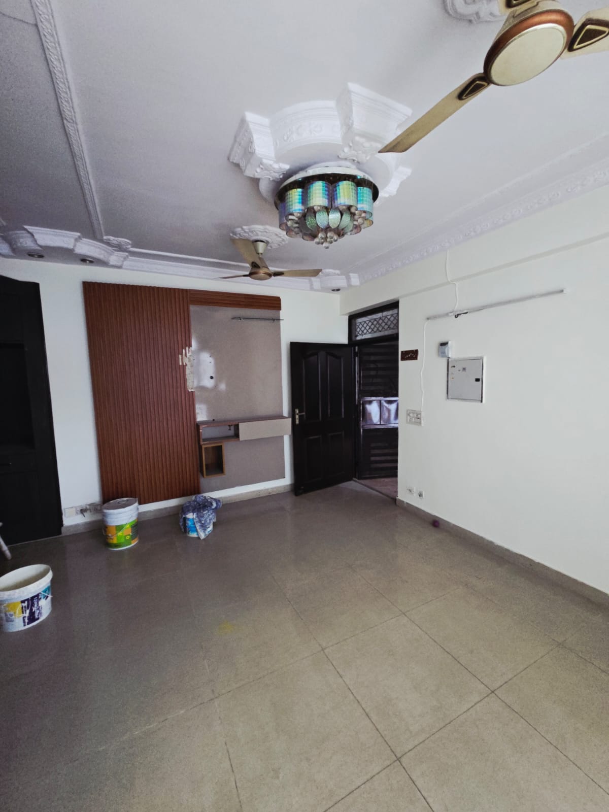 For sale 200 sq mtr residential kothi in sec 48 Noida - Photo 8