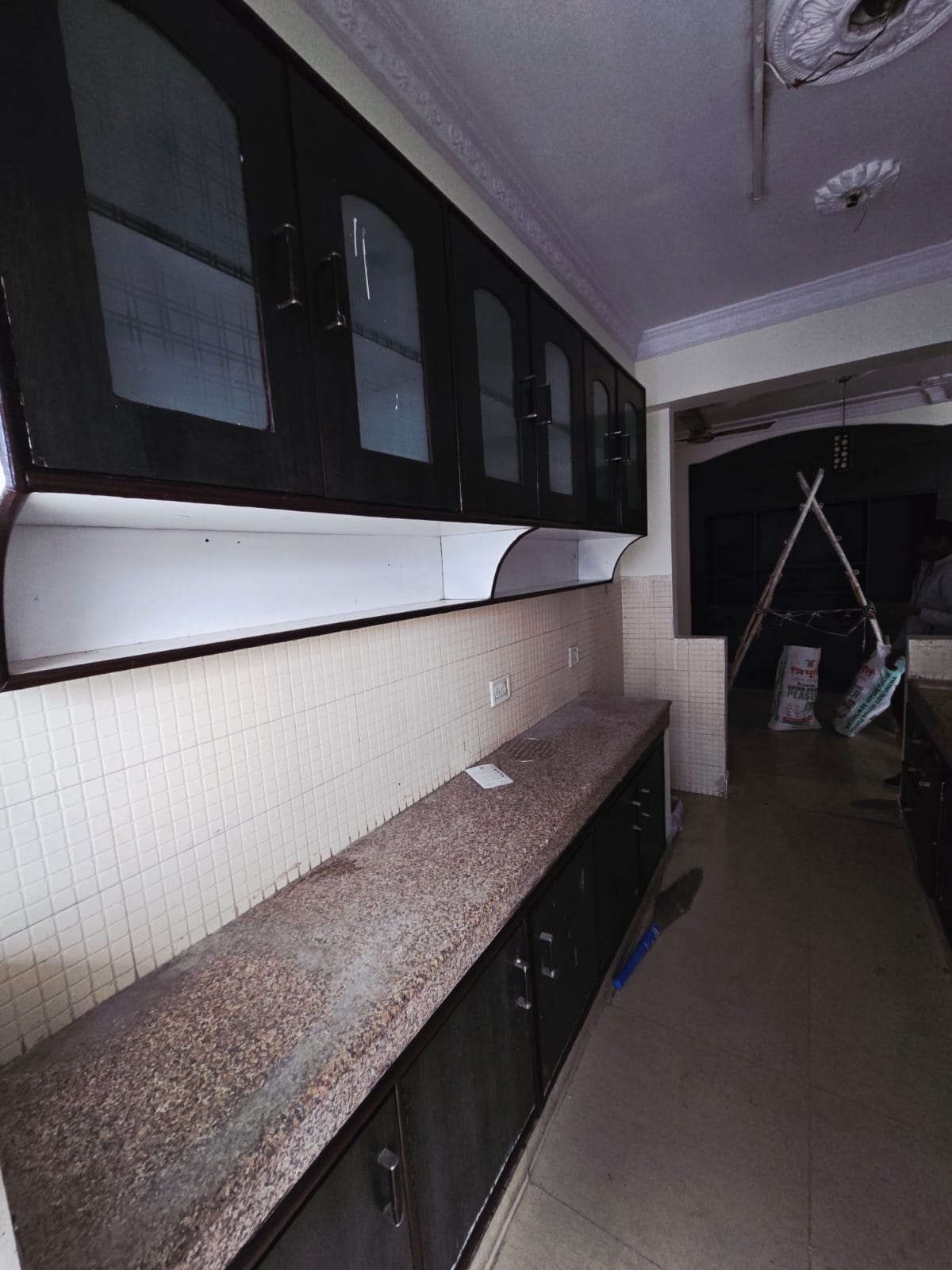 For sale 200 sq mtr residential kothi in sec 48 Noida - Photo 10